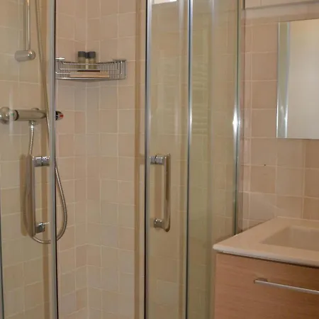 Mazet Avec Climatisation, Proche Plages De - Fr-1-728-10 Casa de Férias *